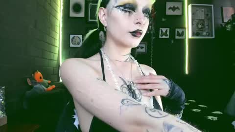   SANIA  online show from February 26, 3:41 pm