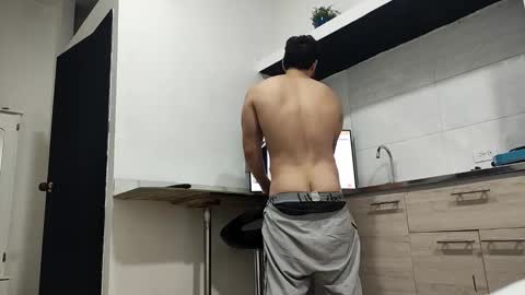 INSTAGRAM  camilodlx online show from November 27, 2:41 pm