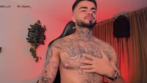 Brayan Chavez online show from July 30, 1:59 am