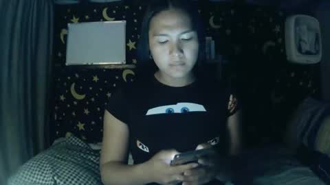 MAXINE online show from March 25, 3:51 pm