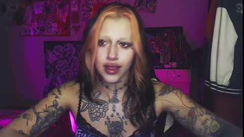 Insunnity666 online show from October 15, 8:20 pm