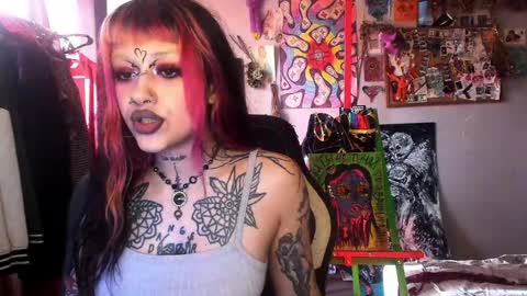 Insunnity666 online show from May 11, 3:40 pm