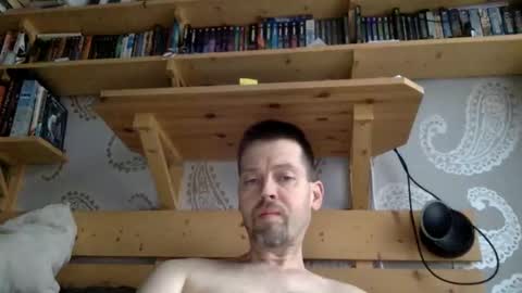 Snapshot of interestedhun chatting on December 4, 3:21 pm InterestedHun online show from December 4, 3:21 pm