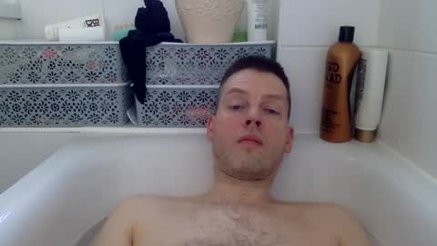 Snapshot of interestedhun chatting on January 9, 11:47 am InterestedHun online show from January 9, 11:47 am