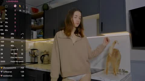 Snapshot of internetsexplorer chatting on December 14, 1:06 am Bernadette Join online show from December 14, 1:06 am