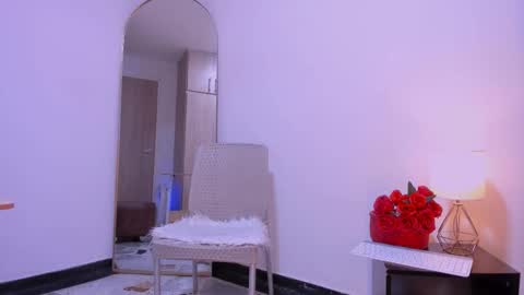 Pantyhose Queen online show from October 16, 7:59 pm