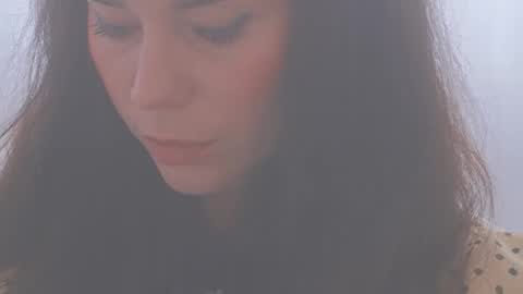 Nadyia online show from September 18, 10:06 am