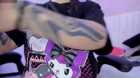 io_chie_ online show from October 20, 4:35 am