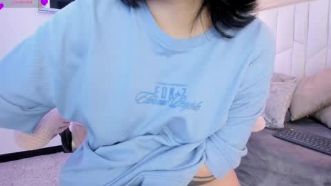 Snapshot of io_chie_ chatting on May 7, 4:18 am io_chie_ online show from May 7, 4:18 am