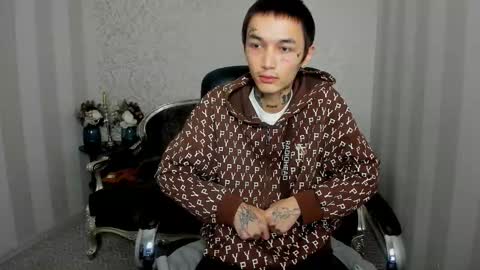 ionarne online show from December 17, 12:00 pm