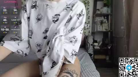 Snapshot of ireneclark chatting on March 26, 3:34 am Grace online show from March 26, 3:34 am