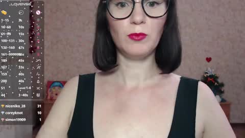 IrenLarasani online show from December 19, 12:23 pm