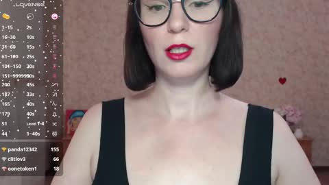 IrenLarasani online show from February 26, 9:32 am