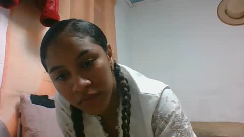 Snapshot of iriella2908 chatting on September 24, 8:01 pm iriella2908 online show from September 24, 8:01 pm