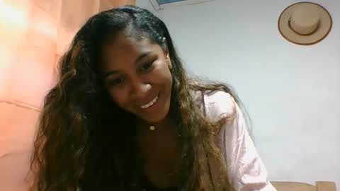 Snapshot of iriella2908 chatting on October 8, 10:07 pm iriella2908 online show from October 8, 10:07 pm