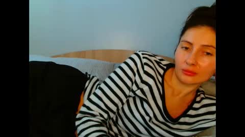 Snapshot of irina9793 chatting on March 4, 10:32 am irina online show from March 4, 10:32 am