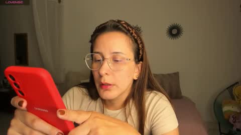 Snapshot of irina_05 chatting on November 25, 12:32 am IRINA online show from November 25, 12:32 am