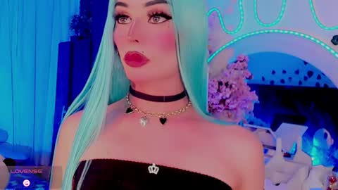 Snapshot of irina_lechera_ chatting on July 14, 10:37 pm Irina online show from July 14, 10:37 pm