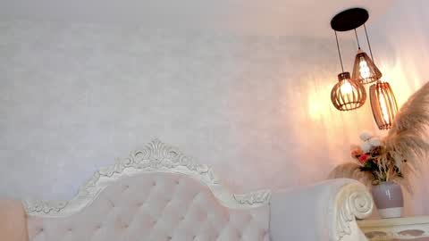 Irinnah Lottus online show from February 6, 10:53 pm
