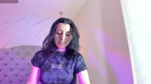 iris_77 online show from October 2, 6:59 pm