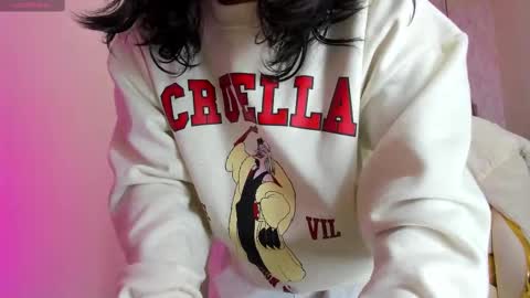 iris_77 online show from November 20, 11:10 am