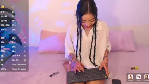 Snapshot of iris_joi chatting on May 27, 2:08 am Iirs online show from May 27, 2:08 am