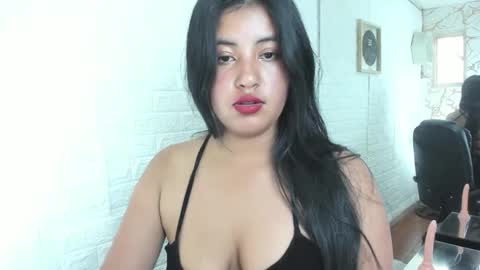 iris_laus online show from February 21, 3:46 pm
