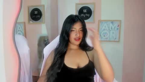 iris_laus online show from March 24, 3:28 pm