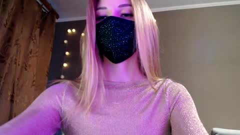Lily online show from May 15, 5:31 pm