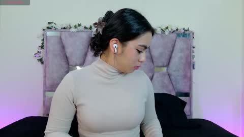 Snapshot of iris_mandarinne chatting on November 8, 6:40 pm Iris online show from November 8, 6:40 pm