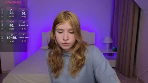 Snapshot of iris_rain chatting on October 12, 10:36 am Iris online show from October 12, 10:36 am