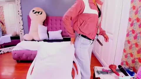 Snapshot of iris_stone_ chatting on January 14, 10:27 am Iris online show from January 14, 10:27 am