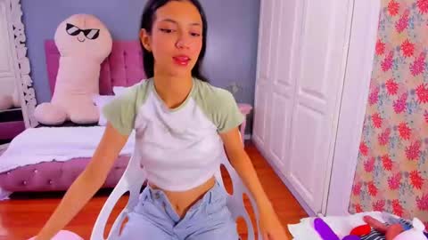 Snapshot of iris_stone_ chatting on January 16, 10:32 am Iris online show from January 16, 10:32 am