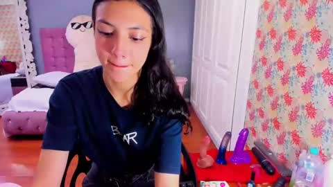 Snapshot of iris_stone_ chatting on March 3, 2:15 pm Iris online show from March 3, 2:15 pm