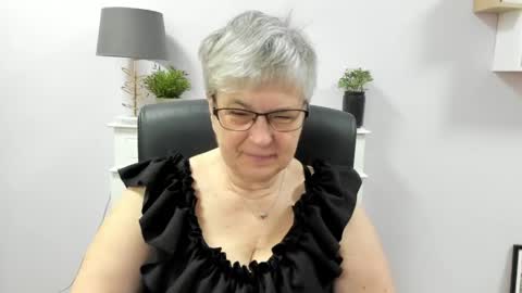 I R I S online show from May 28, 6:32 am