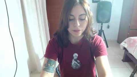 Snapshot of irisarellano_ chatting on March 16, 1:37 pm irisarellano_ online show from March 16, 1:37 pm