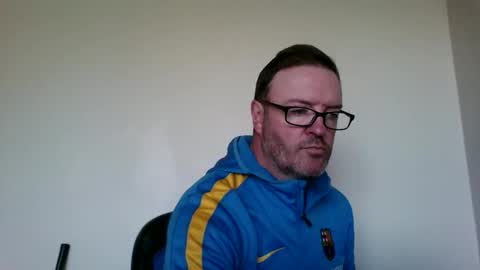 Snapshot of irish_pipe chatting on September 23, 10:40 am irish_pipe online show from September 23, 10:40 am