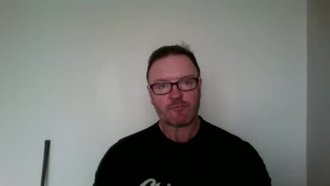 Snapshot of irish_pipe chatting on April 14, 10:43 am irish_pipe online show from April 14, 10:43 am