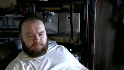 twitter theirishman205 online show from January 3, 1:58 pm