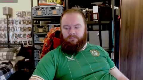 twitter theirishman205 online show from September 12, 12:16 pm