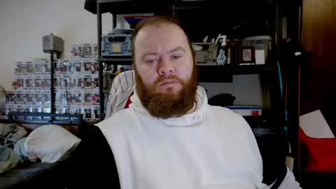 twitter theirishman205 online show from April 6, 10:16 am