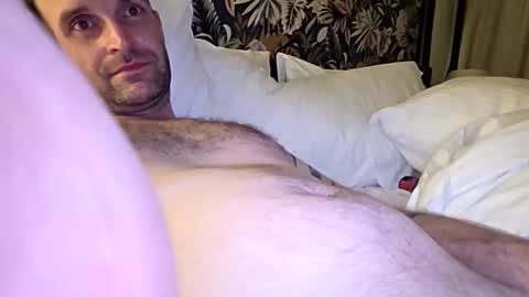 irishguy1235678 online show from March 29, 2:11 am