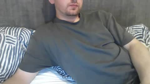 irishhighness95 online show from July 19, 9:51 pm