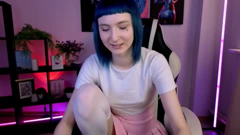 Snapshot of irispowder chatting on March 17, 9:12 am Iris online show from March 17, 9:12 am