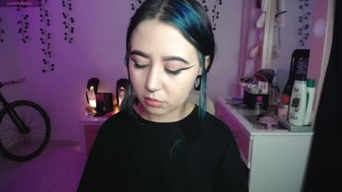 Snapshot of iriss_sky chatting on April 19, 4:45 am Iris online show from April 19, 4:45 am