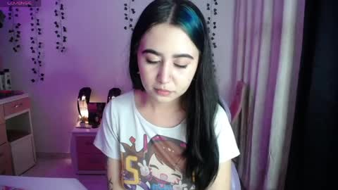 Snapshot of iriss_sky chatting on April 25, 4:26 am Iris online show from April 25, 4:26 am