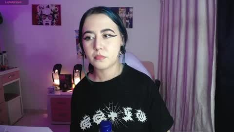 Snapshot of iriss_sky chatting on May 7, 3:12 am Iris online show from May 7, 3:12 am