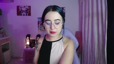 Snapshot of iriss_sky chatting on May 14, 3:35 am Iris online show from May 14, 3:35 am