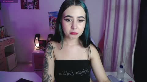 Snapshot of iriss_sky chatting on May 31, 4:09 am Iris online show from May 31, 4:09 am