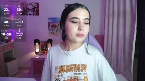 Snapshot of iriss_sky chatting on June 17, 4:26 am Iris online show from June 17, 4:26 am
